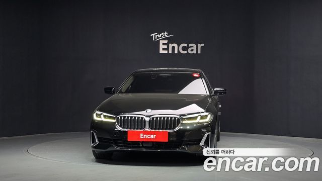 BMW 5 Series (G30) 523d xDrive Luxury 2022 — фото 3