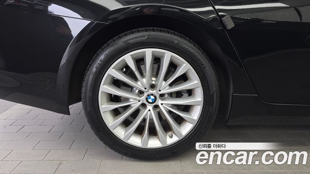 BMW 5 Series (G30) 523d xDrive Luxury 2022 — фото 5