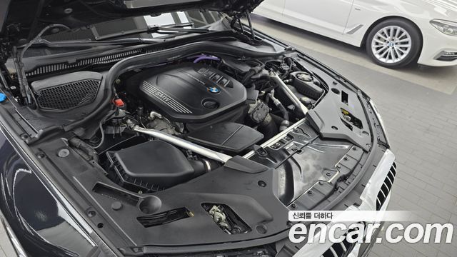 BMW 5 Series (G30) 523d xDrive Luxury 2022 — фото 6