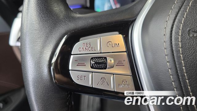 BMW 5 Series (G30) 523d xDrive Luxury 2022 — фото 16
