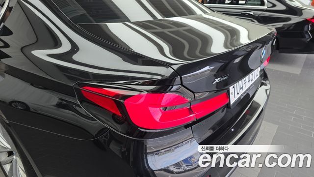 BMW 5 Series (G30) 523d xDrive Luxury 2022 — фото 23