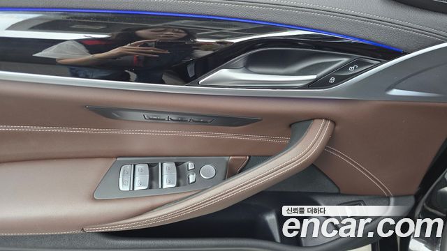 BMW 5 Series (G30) 523d xDrive Luxury 2022 — фото 28