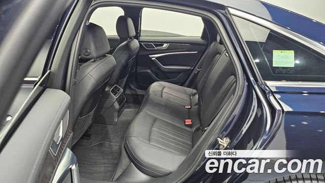 Audi A6 (C8) 45 TFSI Quattro Premium 2022 — фото 11