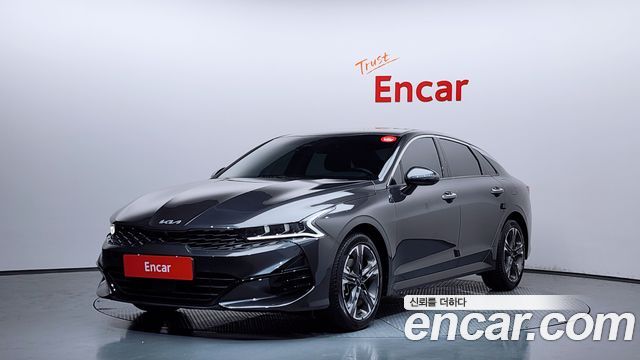 Kia K5 (III) 2.0 Noblesse 2023 — фото 1