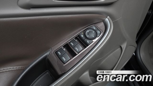 Chevrolet Malibu 1.3 Turbo LS Deluxe 2019 — фото 28