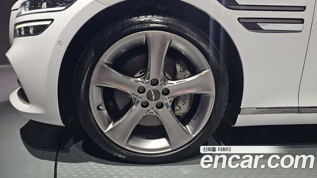 Genesis G80 (RG3) Gasoline 2.5 Turbo AWD 2024 — фото 5