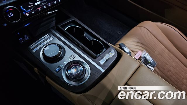 Genesis G80 (RG3) Gasoline 2.5 Turbo AWD 2024 — фото 9