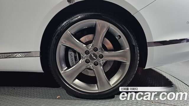 Genesis G80 (RG3) Gasoline 2.5 Turbo AWD 2024 — фото 27