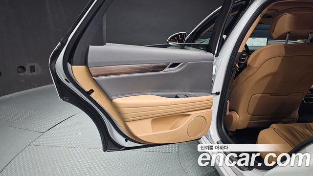 Genesis G80 (RG3) Gasoline 2.5 Turbo AWD 2024 — фото 31