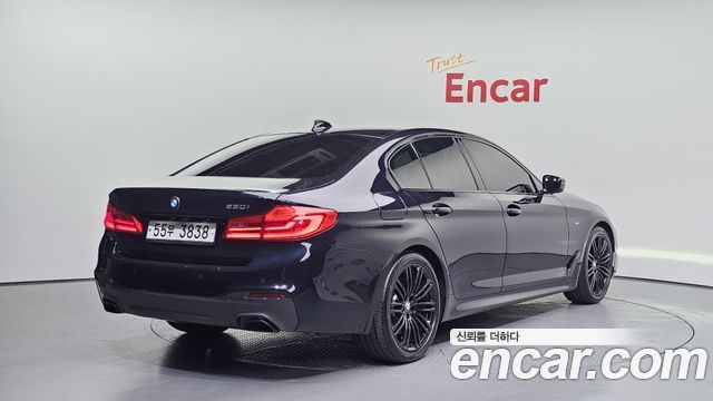 BMW 5 Series (G30) 530i M Sport Package Plus 2019 — фото 2