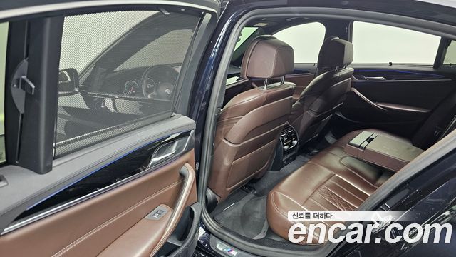 BMW 5 Series (G30) 530i M Sport Package Plus 2019 — фото 11