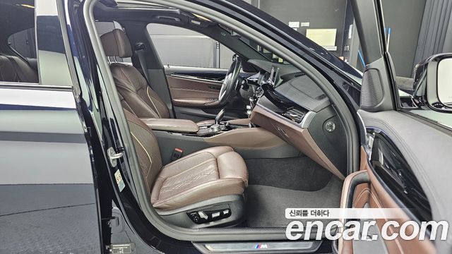 BMW 5 Series (G30) 530i M Sport Package Plus 2019 — фото 12