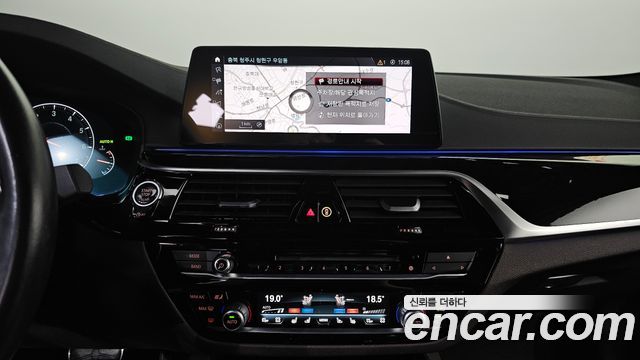 BMW 5 Series (G30) 530i M Sport Package Plus 2019 — фото 15
