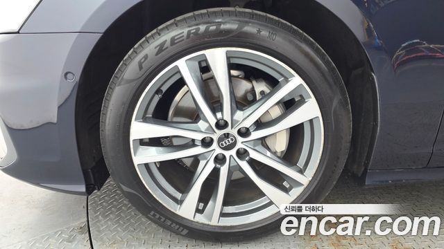 Audi A6 (C8) 45 TFSI Quattro Premium 2021 — фото 5