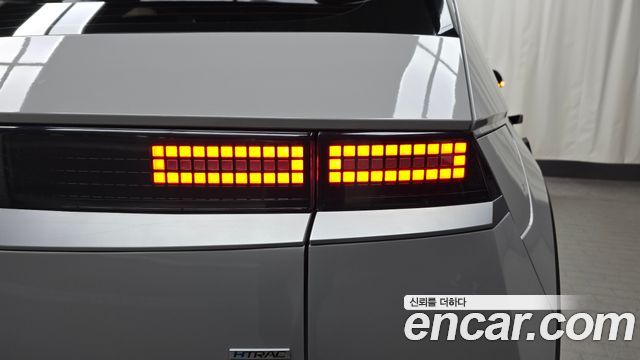 Hyundai Ioniq 5 Long Range AWD Exclusive 2023 — фото 23