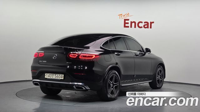 Mercedes-Benz GLC-Class (X253) GLC300 4MATIC Premium Coupe 2020 — фото 2