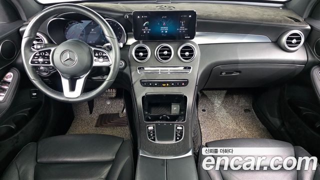 Mercedes-Benz GLC-Class (X253) GLC300 4MATIC Premium Coupe 2020 — фото 7