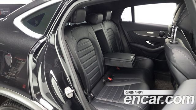 Mercedes-Benz GLC-Class (X253) GLC300 4MATIC Premium Coupe 2020 — фото 11