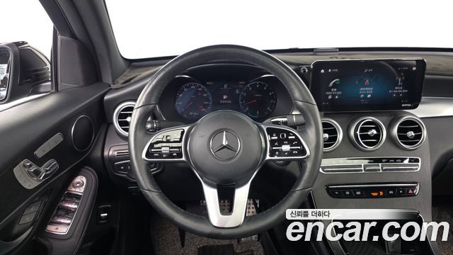 Mercedes-Benz GLC-Class (X253) GLC300 4MATIC Premium Coupe 2020 — фото 13