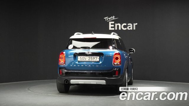 MINI Cooper Countryman HIGH 2nd 2019 — фото 4