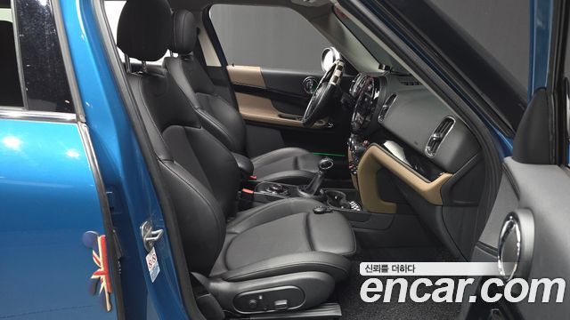 MINI Cooper Countryman HIGH 2nd 2019 — фото 16