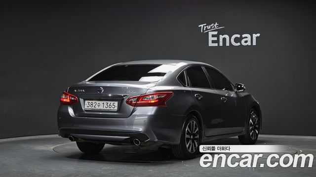 Nissan Altima 2.5 Smart L33 2018 — фото 2