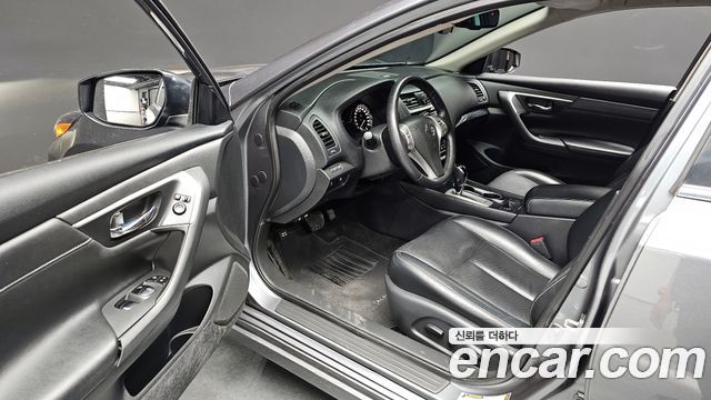 Nissan Altima 2.5 Smart L33 2018 — фото 12