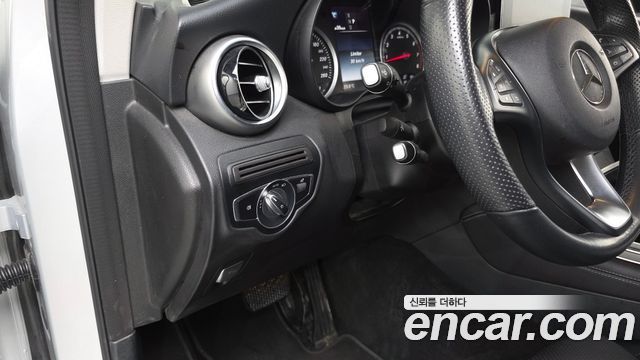Mercedes-Benz GLC-Class (X253) GLC300 4MATIC 2019 — фото 13