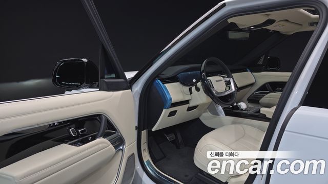 Land Rover Range Rover (V) D350 Autobiography Long Wheel Base 2025 — фото 10
