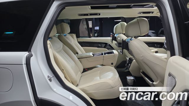 Land Rover Range Rover (V) D350 Autobiography Long Wheel Base 2025 — фото 12