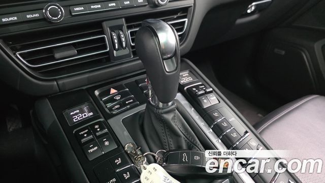 Porsche Macan 2.9 GTS 95B 2021 — фото 9