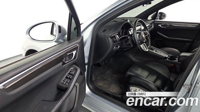 Porsche Macan 2.9 GTS 95B 2021 — фото 10