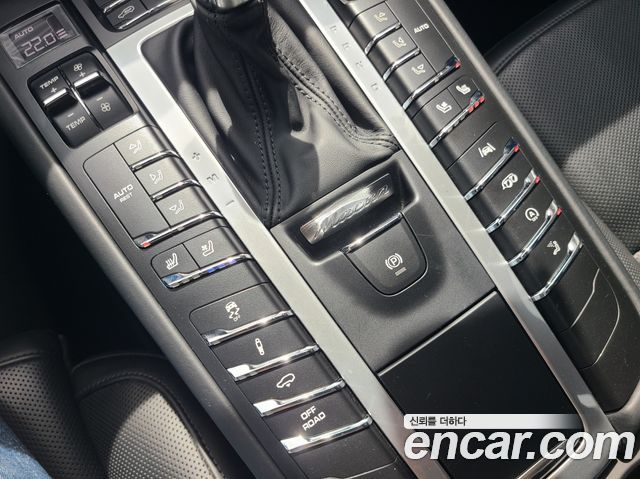 Porsche Macan 2.9 GTS 95B 2021 — фото 16