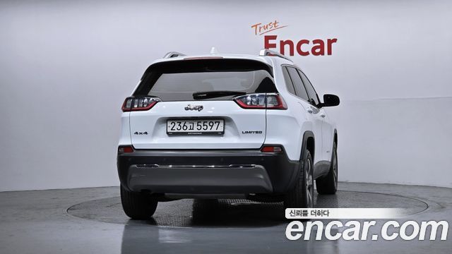 Jeep Cherokee (KL) 2.4 Limited AWD 2021 — фото 4
