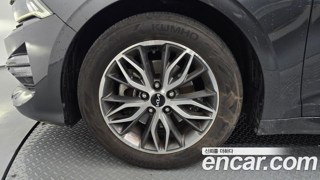 Kia K5 (III) 2.0 Prestige 2023 — фото 5