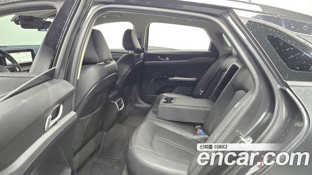 Kia K5 (III) 2.0 Prestige 2023 — фото 12