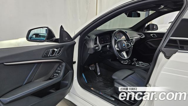 BMW 2 Series Gran Coupe (F44) 220i M Sports 2024 — фото 10