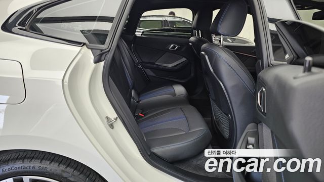 BMW 2 Series Gran Coupe (F44) 220i M Sports 2024 — фото 12