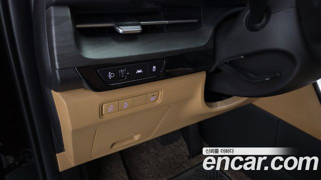 Kia Carnival (IV) Gasoline 9-Seater Prestige 2023 — фото 14