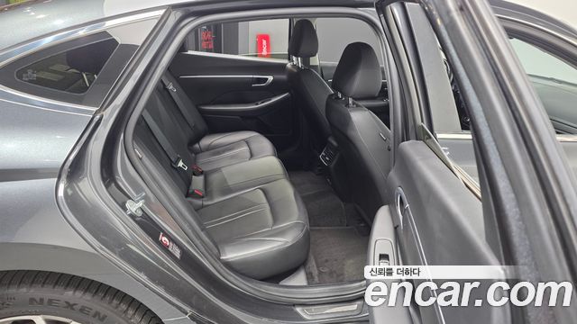 Hyundai Sonata (DN8) 2.0 Premium 2021 — фото 12