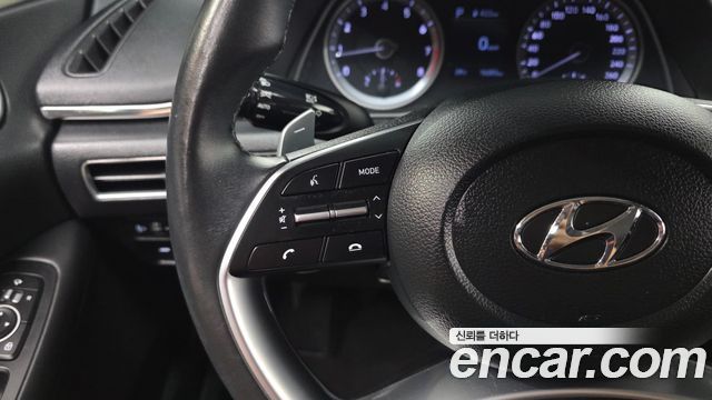 Hyundai Sonata (DN8) 2.0 Premium 2021 — фото 17