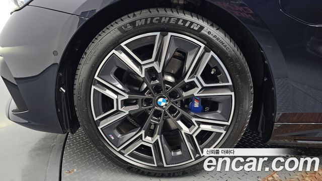 BMW 5 Series (G60) 530e xDrive M Sport 2025 — фото 5