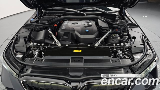 BMW 5 Series (G60) 530e xDrive M Sport 2025 — фото 6