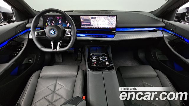 BMW 5 Series (G60) 530e xDrive M Sport 2025 — фото 7