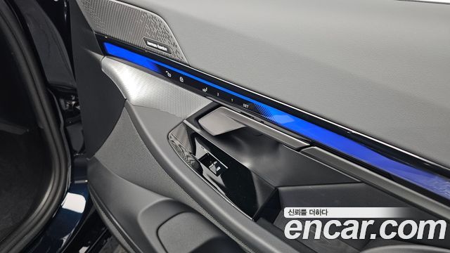 BMW 5 Series (G60) 530e xDrive M Sport 2025 — фото 43