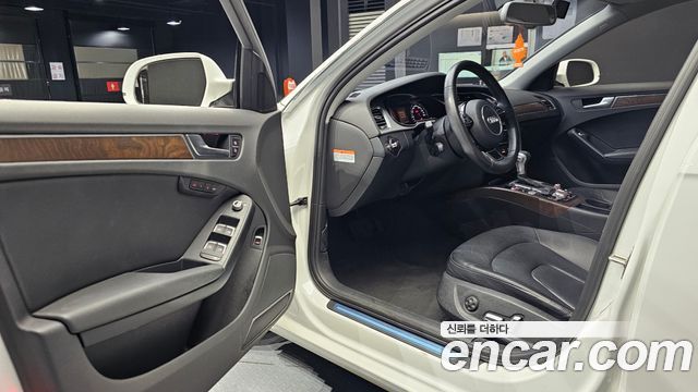 Audi A4 30 TDI Dynamic B8 2016 — фото 10