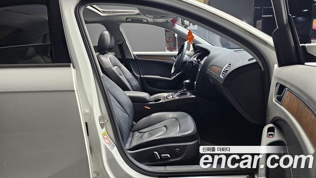 Audi A4 30 TDI Dynamic B8 2016 — фото 11