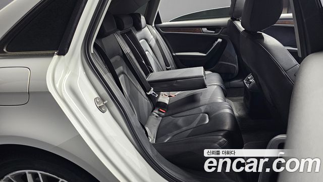 Audi A4 30 TDI Dynamic B8 2016 — фото 12