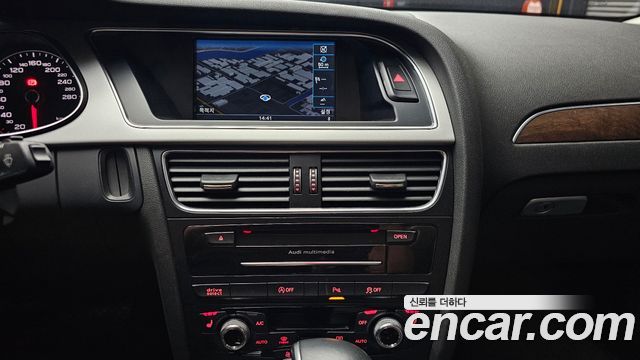 Audi A4 30 TDI Dynamic B8 2016 — фото 14