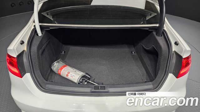 Audi A4 30 TDI Dynamic B8 2016 — фото 20